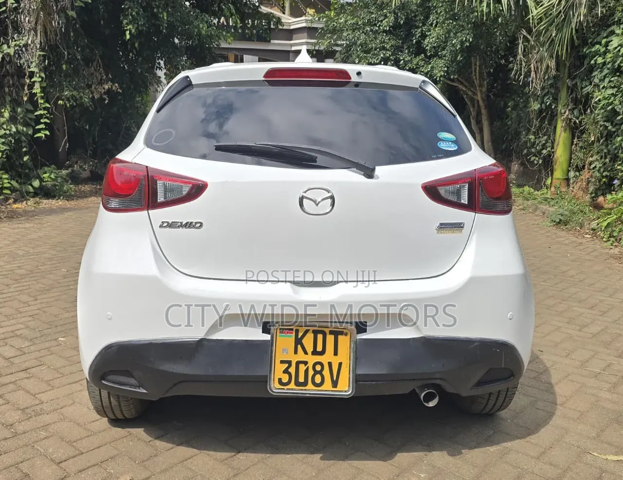 Mazda Demio 2018 White