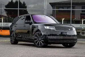 Land Rover Range Rover P400 SE LWB 7 Seat 2026 Black