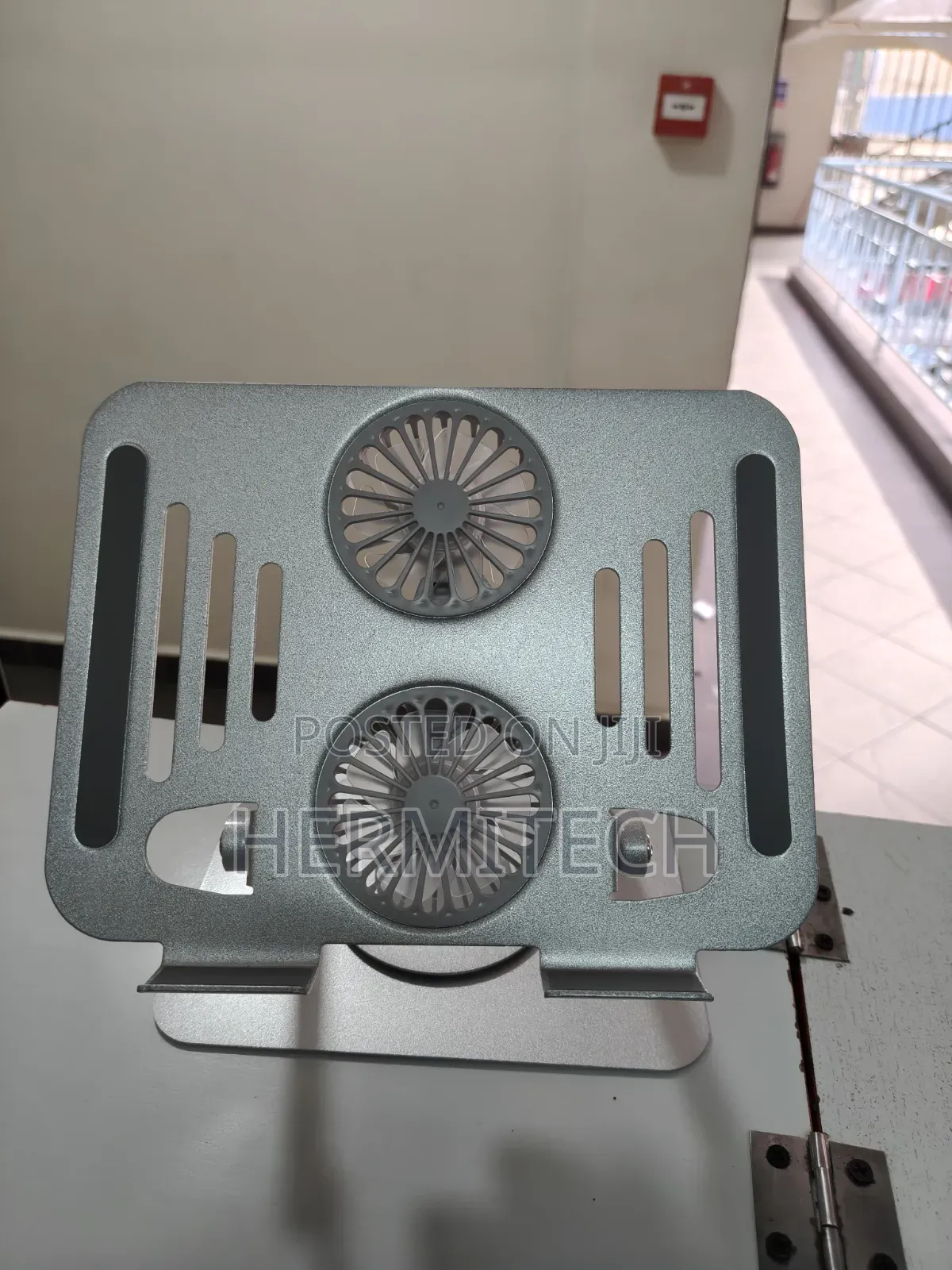 Dual Fan Laptop Stands Available With Cable