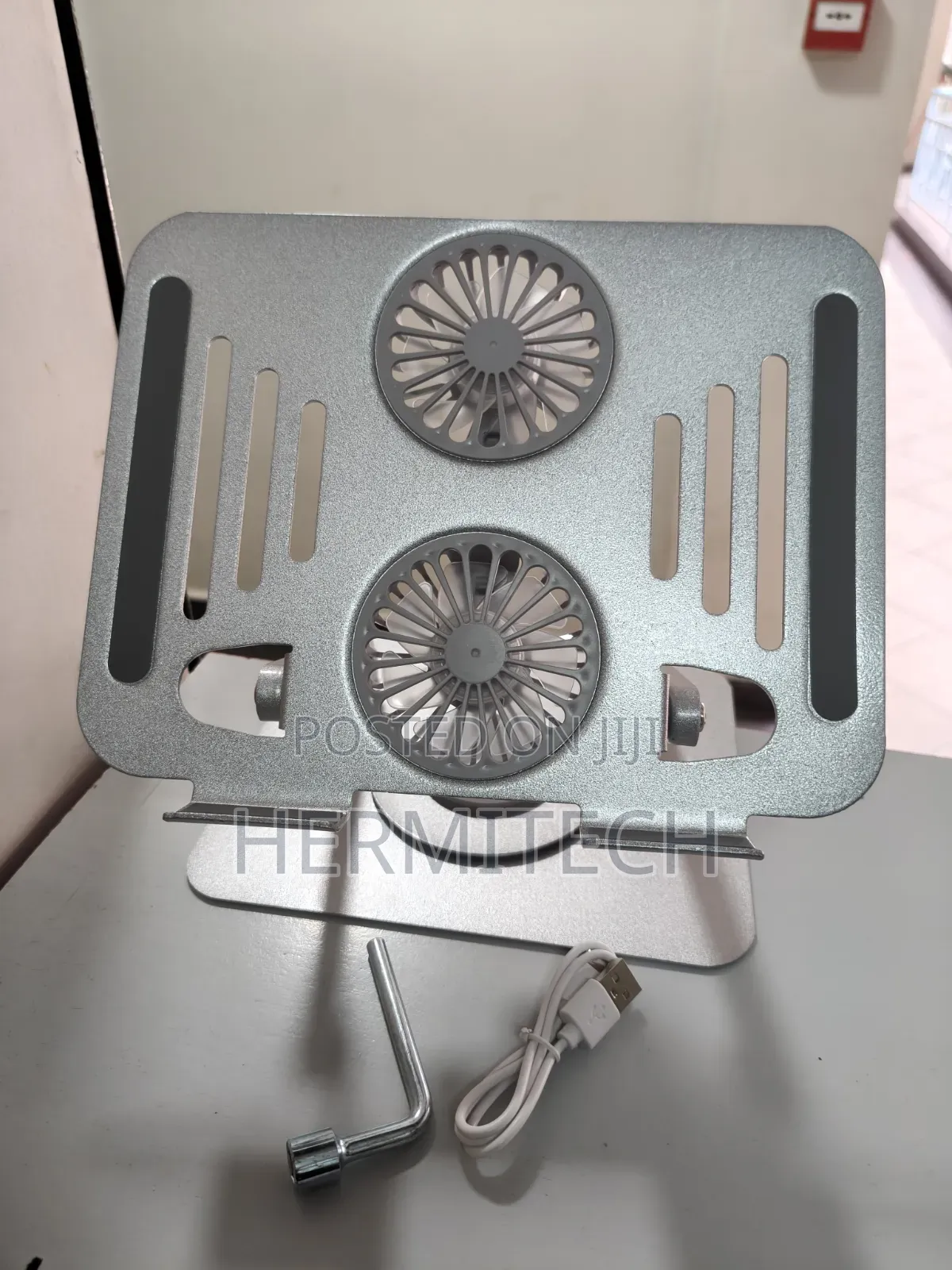 Dual Fan Laptop Stands Available With Cable