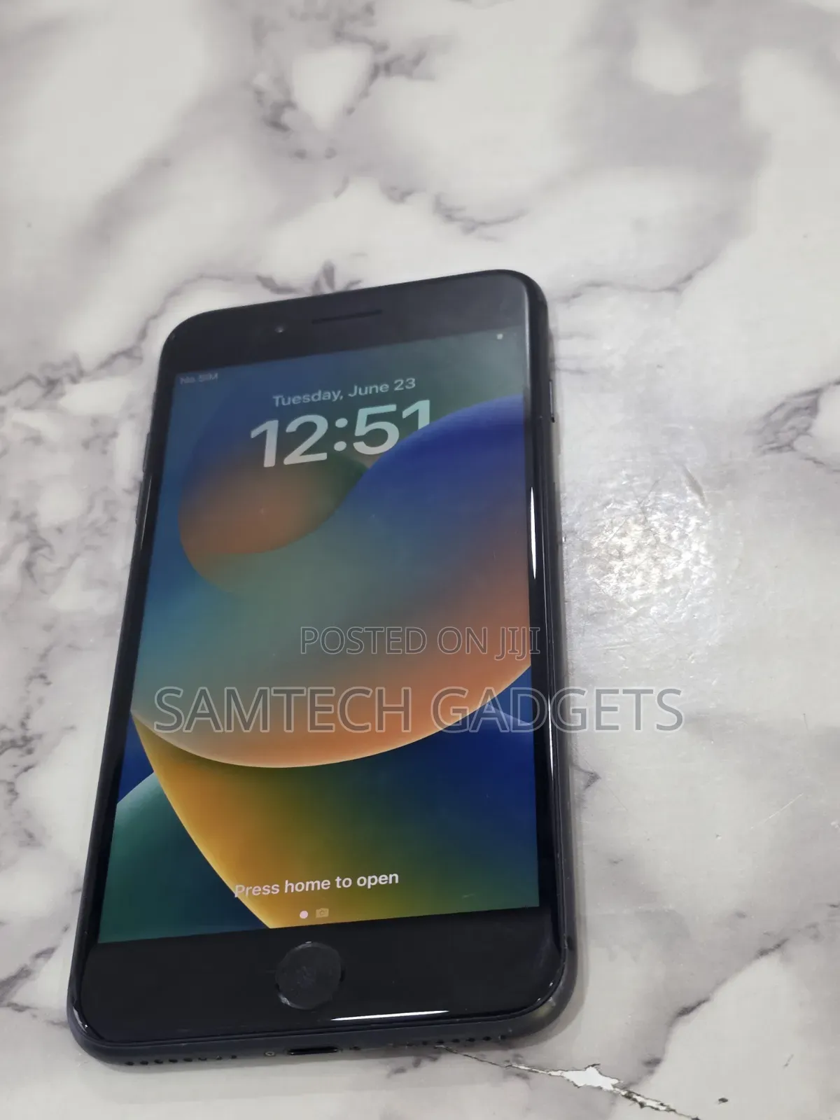 Apple iPhone 8 Plus 64 GB Black