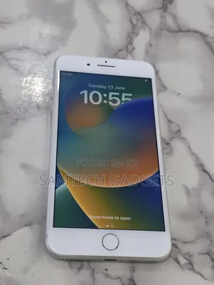 Apple iPhone 8 Plus 64 GB White