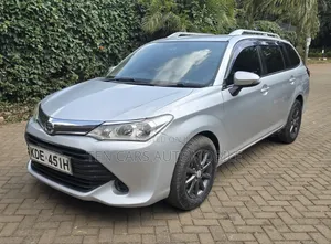 Toyota Corolla Fielder 2016 Silver