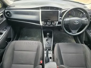 Toyota Corolla Fielder 2016 Silver