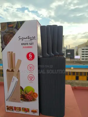 *Signature Knife Set