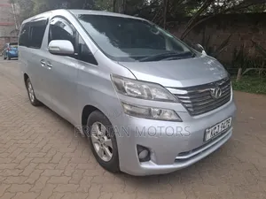 Toyota Alphard 2009 Silver