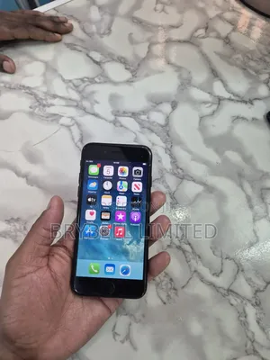 Apple iPhone 7 32 GB Black