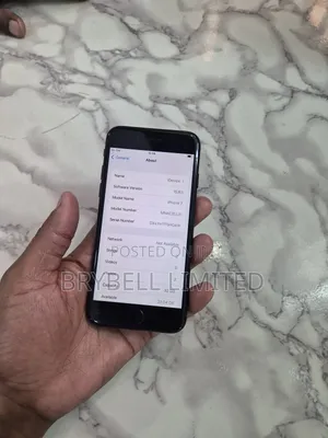 Apple iPhone 7 32 GB Black