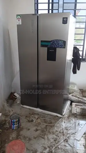 541 Litres Hisense Side by Side Fridge With External Water Dispenser