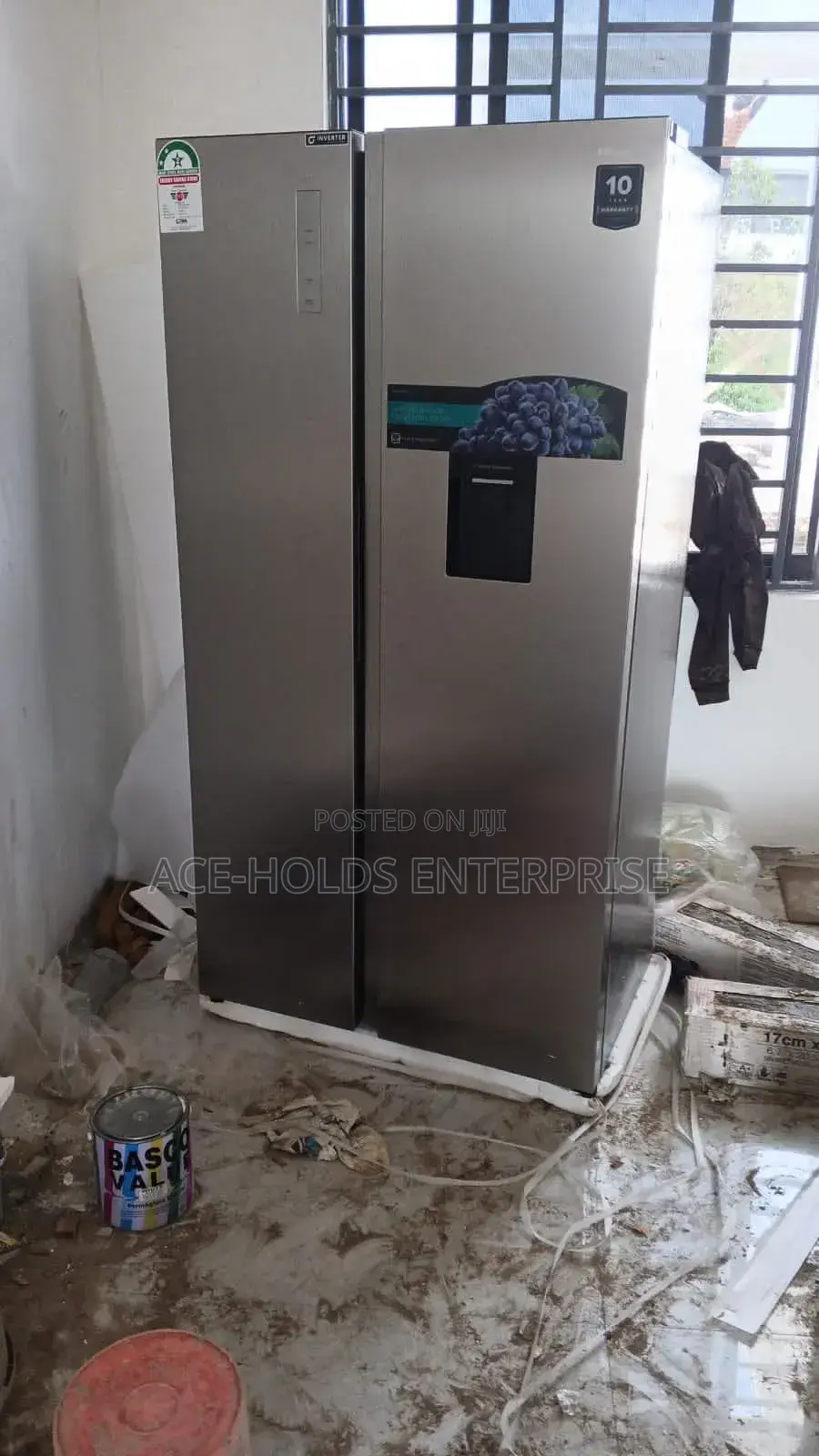541 Litres Hisense Side by Side Fridge With External Water Dispenser