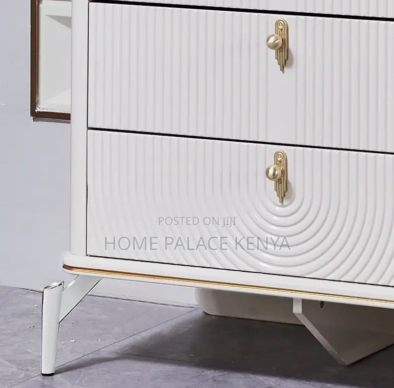 Drawer Chest: Deep Drawer Bedroom Storage