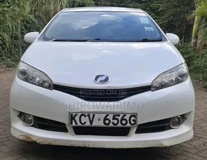 Toyota Wish 2012  White 