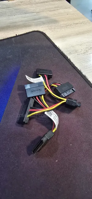 Sata Power Splitter Cables.