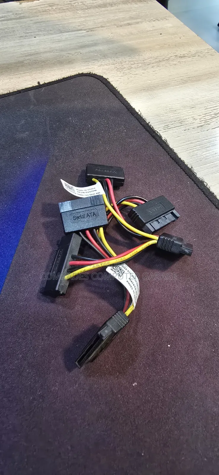 Sata Power Splitter Cables.