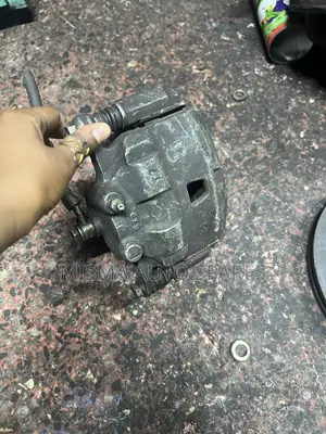 Calliper Nissan B15