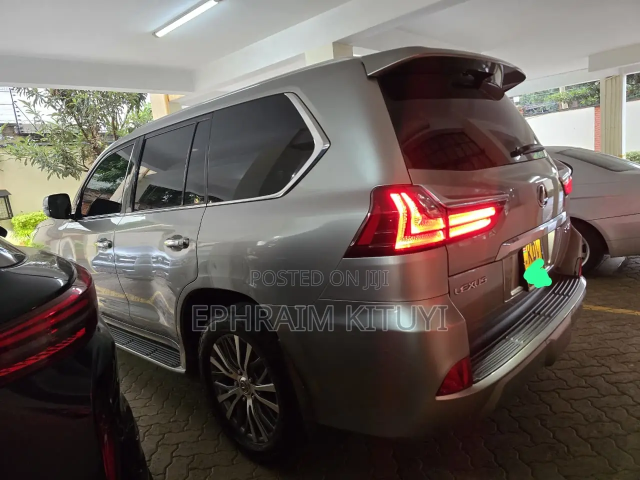 Lexus LX 2018 Silver