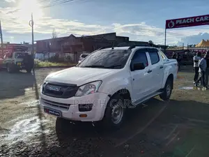 Isuzu D-MAX 2014 White