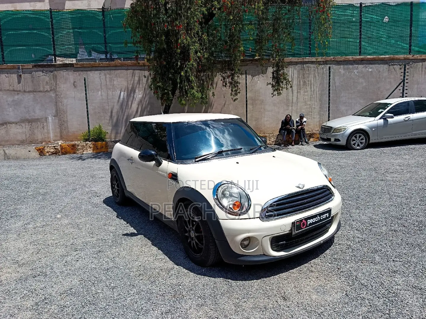 Mini Cooper 2011 White