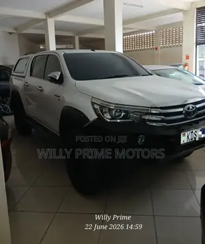 Toyota Hilux Revo Double Cab Deisel 2.8 AWD 2018 White