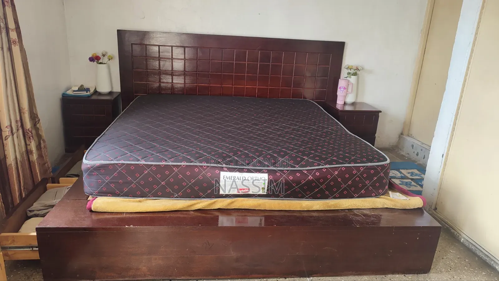 King Size Bed/Mattress