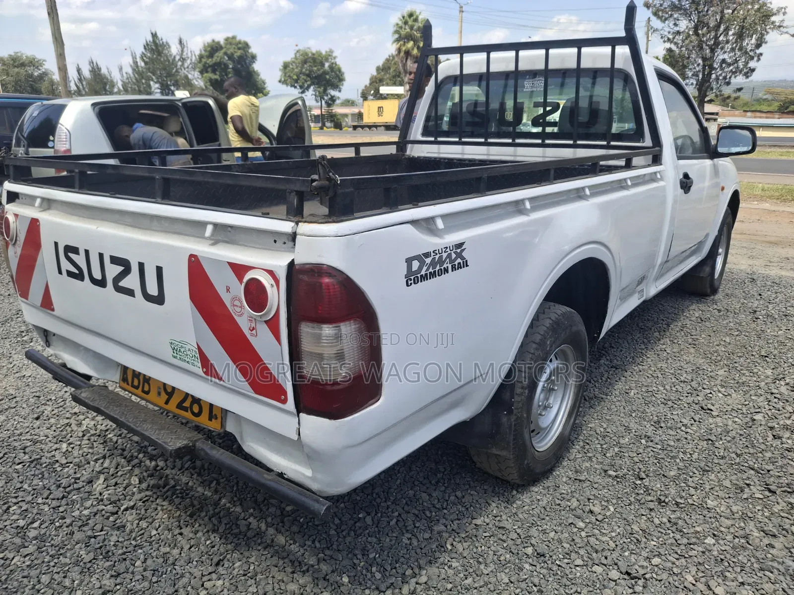Isuzu D-MAX 2009 White