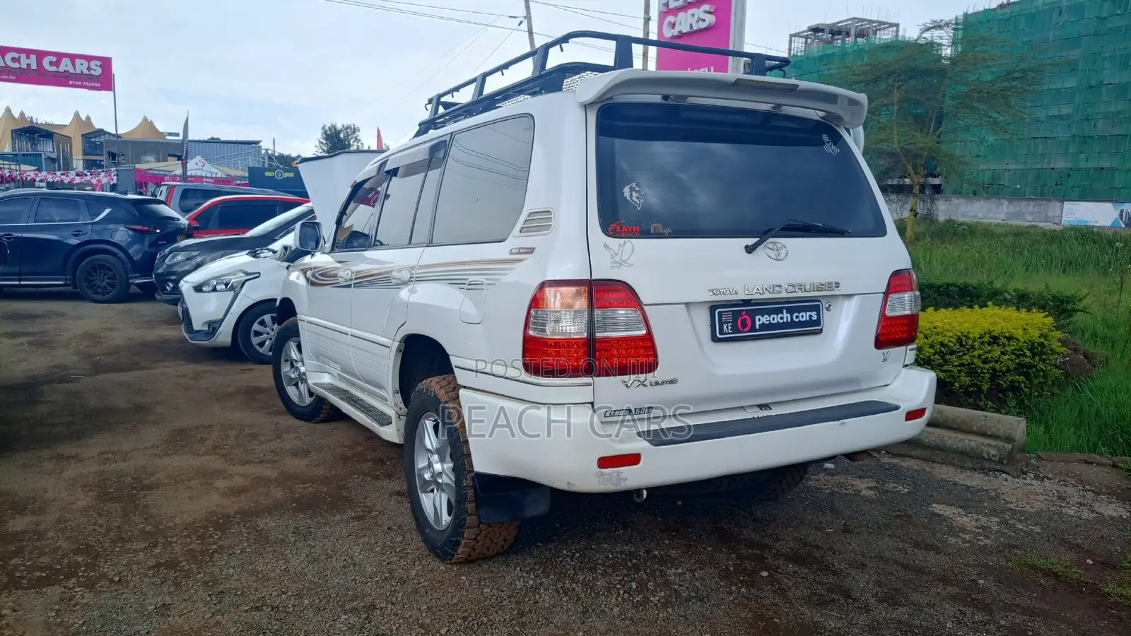 Toyota Land Cruiser 2003 White