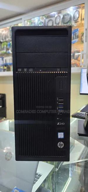 Desktop Computer HP Z240 16GB Intel Core i7 HDD 500GB