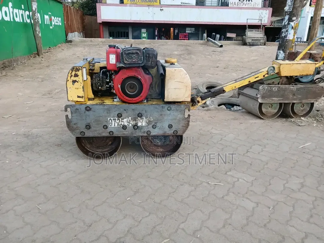 Pedestrian Roller Compactor for Hire