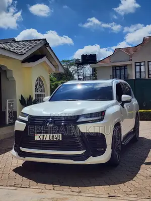 Lexus LX 2023 White