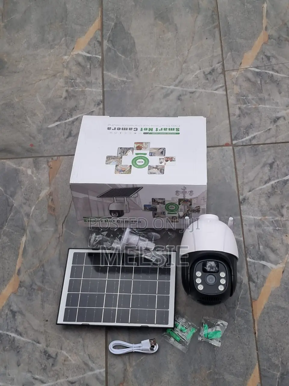 Solar Powered Outdoor Security Camera Kit