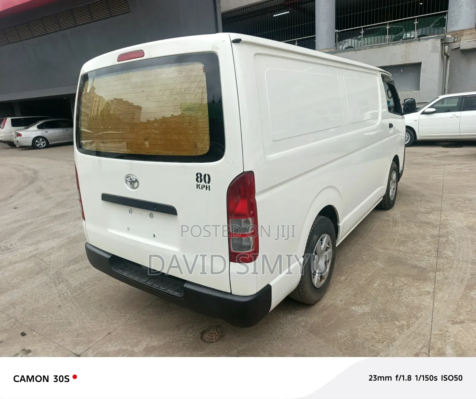 Toyota HiAce 2019 White