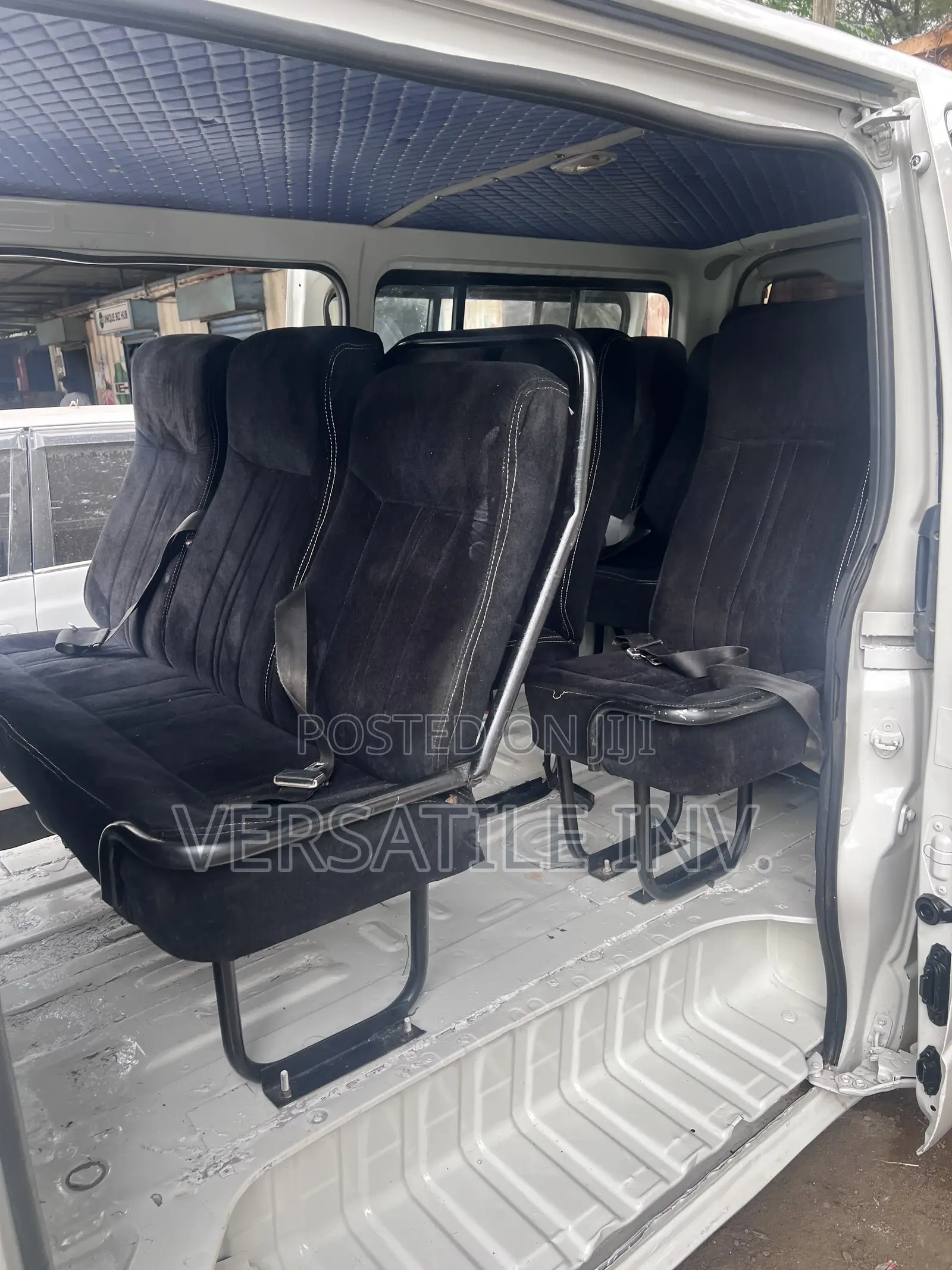 Toyota HiAce 2013 White