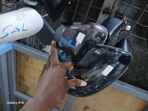 Ractis 2012 Sidemirror