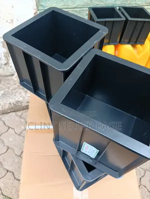 Plastic Concrete Strength Test Cube Moulds