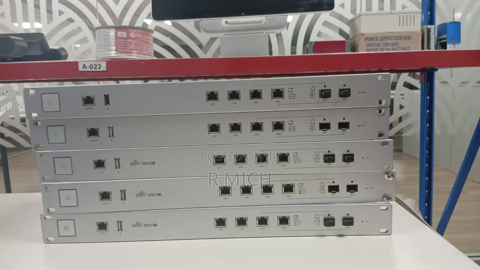 Ubiquiti Unifi Security Gateway Pro (Usg-Pro-4)