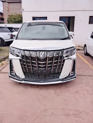 Toyota Alphard 2019 White