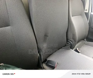 Toyota HiAce 2018 Silver