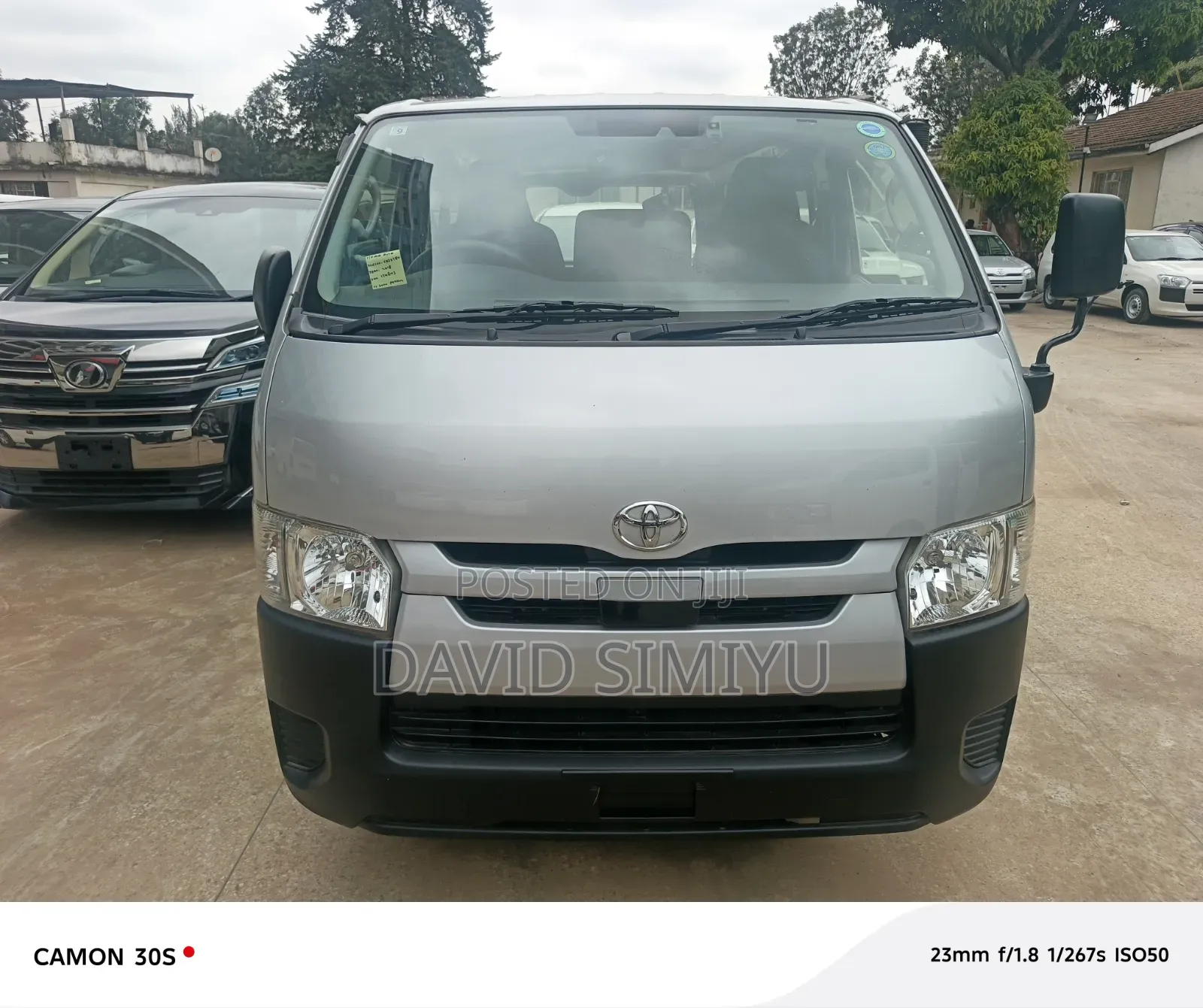 Toyota HiAce 2018 Silver