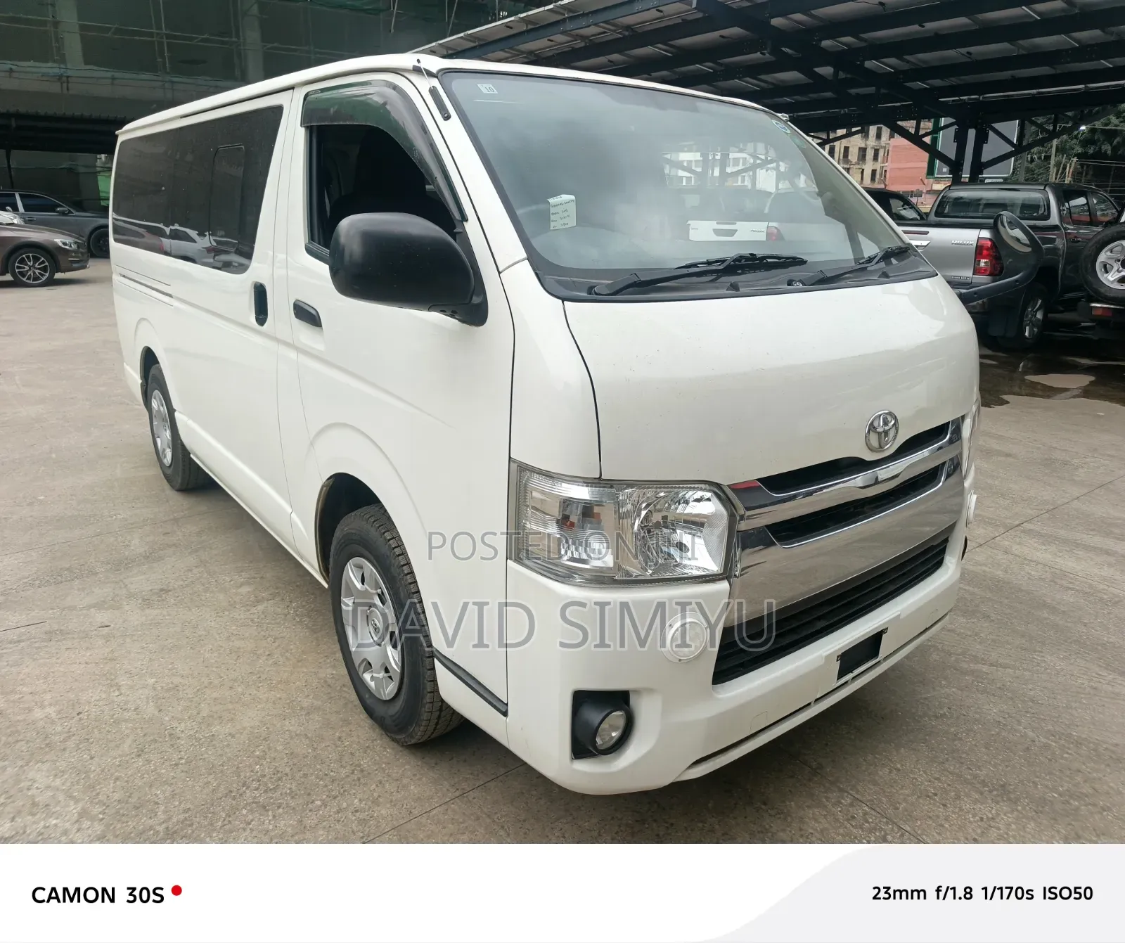 Toyota HiAce 2018 White