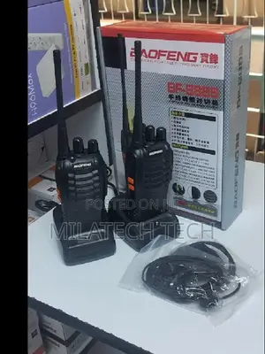 Baofeng Bf-888s Powerful Uhf Walkie Talkie With Charging Dock