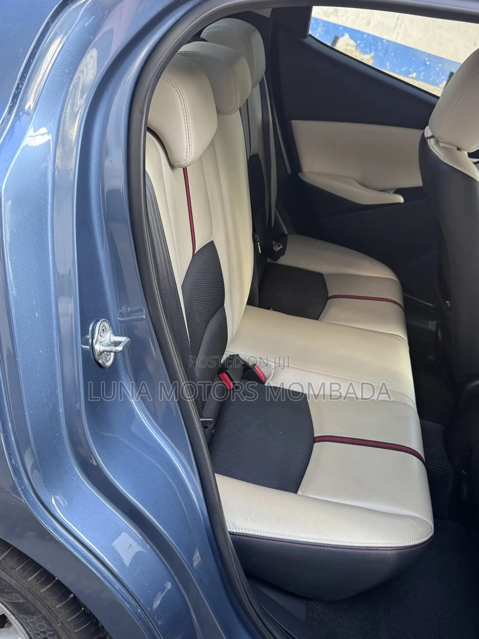 Mazda Demio 2016 Blue