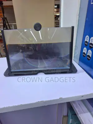Smartphone Screen Enlarger With Adjustable Viewing Angle
