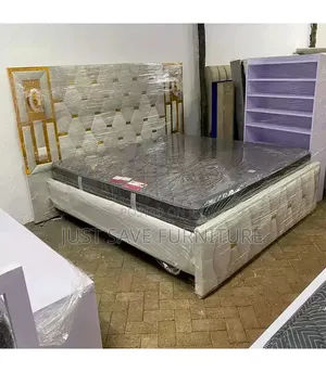 5x6 Luxury Upholstered Bed With Built-in Led Lights