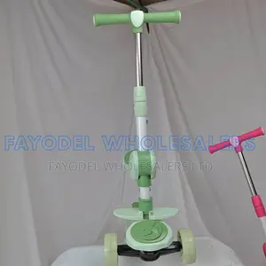 Green Kids Scooter With Seat and 3 Wheels