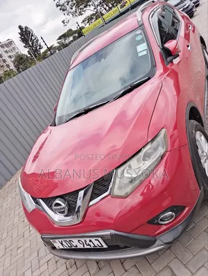 Nissan X-Trail 2013 Maroon