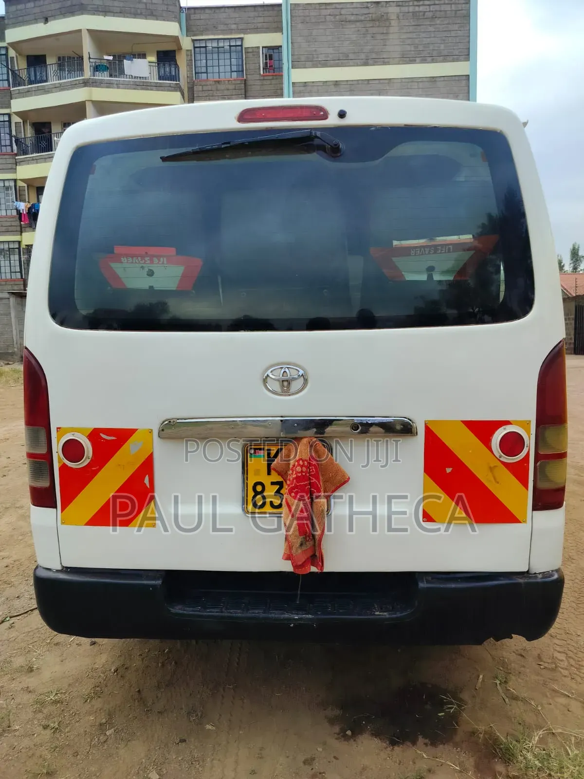 Toyota HiAce 2011 White
