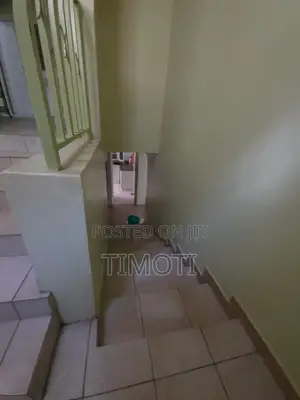 5bdrm Maisonette in South B for rent