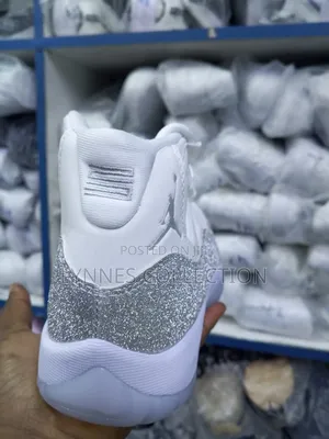 Nike Jordan 11 Snaakers