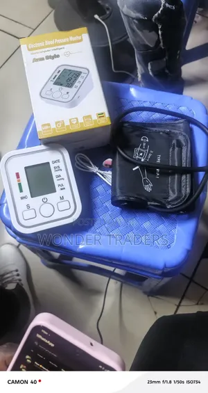 Digital Arm/Wrist Blood Pressure Bp Monitor Measuring Machin