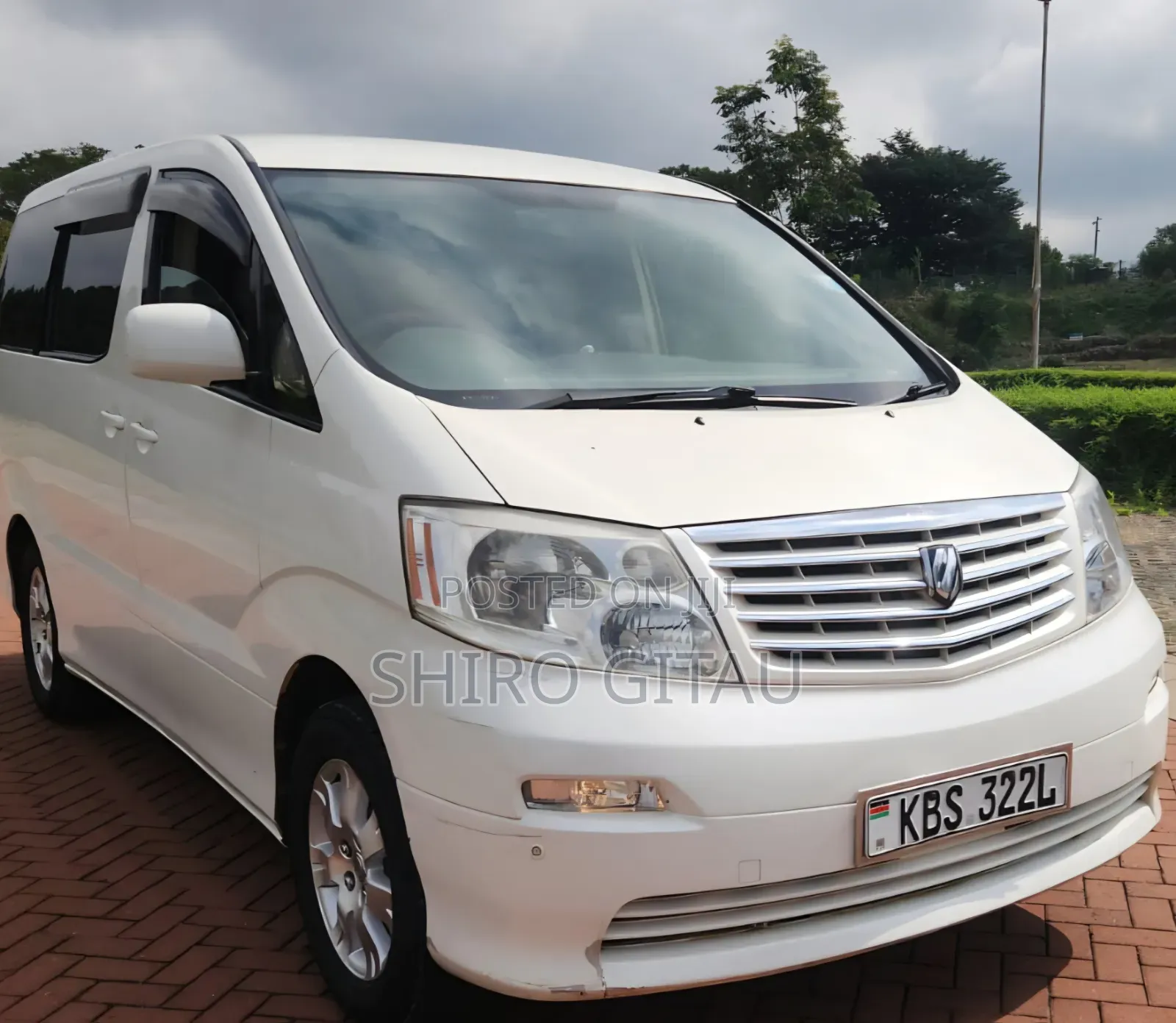 Toyota Alphard 2006 White